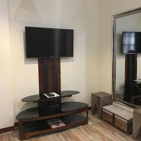 Hotel Charos Dormitel Dumaguete City Esterno foto