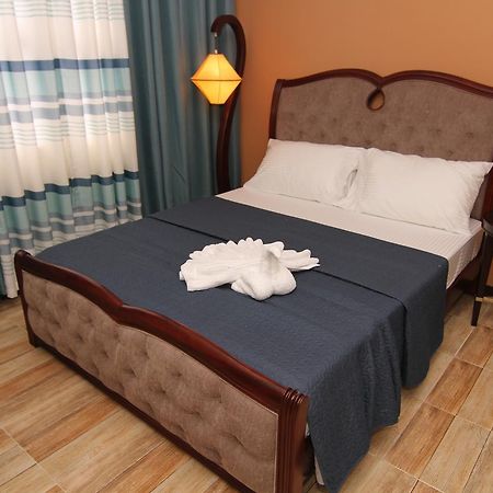 Hotel Charos Dormitel Dumaguete City Esterno foto