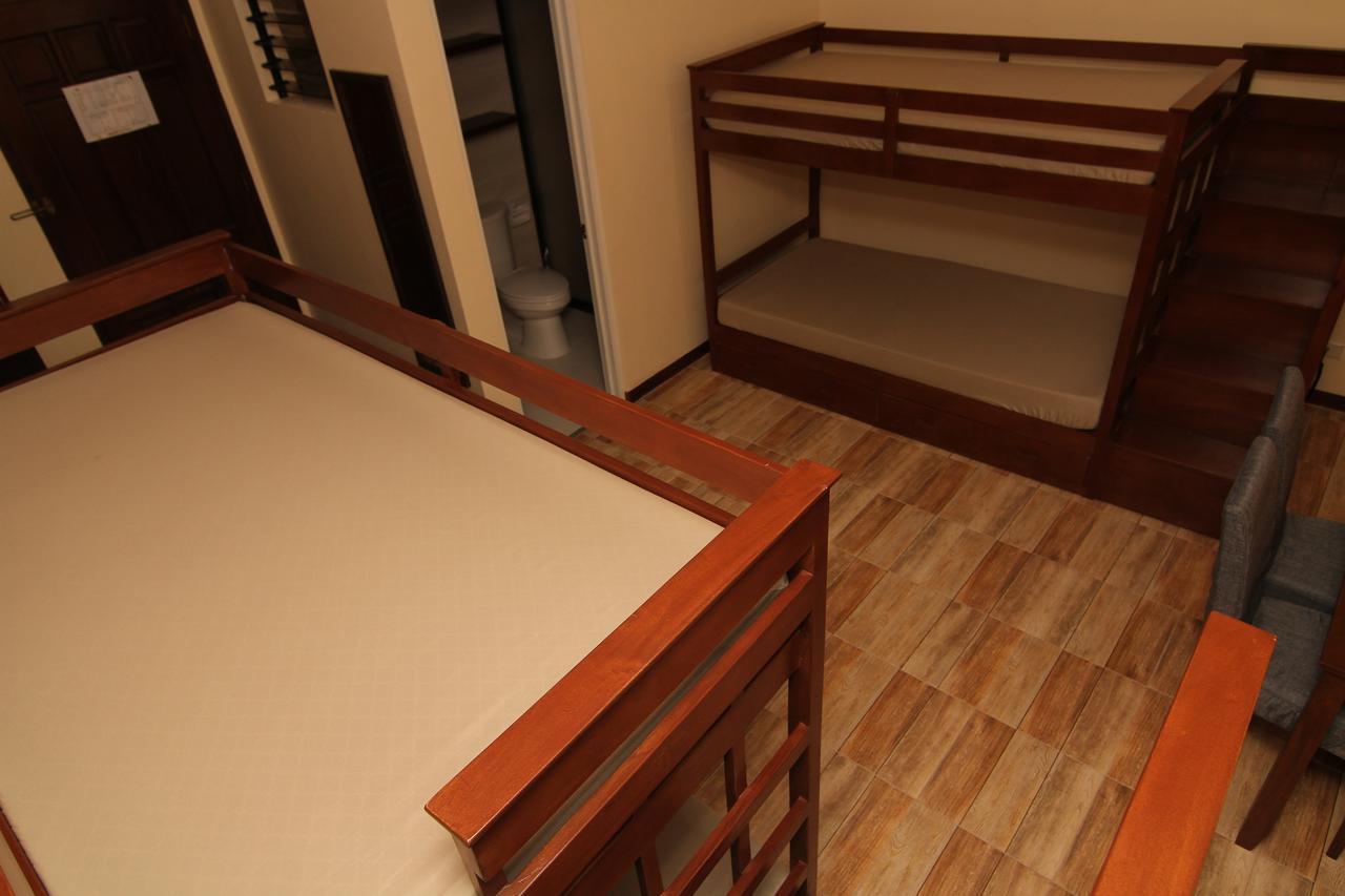 Hotel Charos Dormitel Dumaguete City Esterno foto