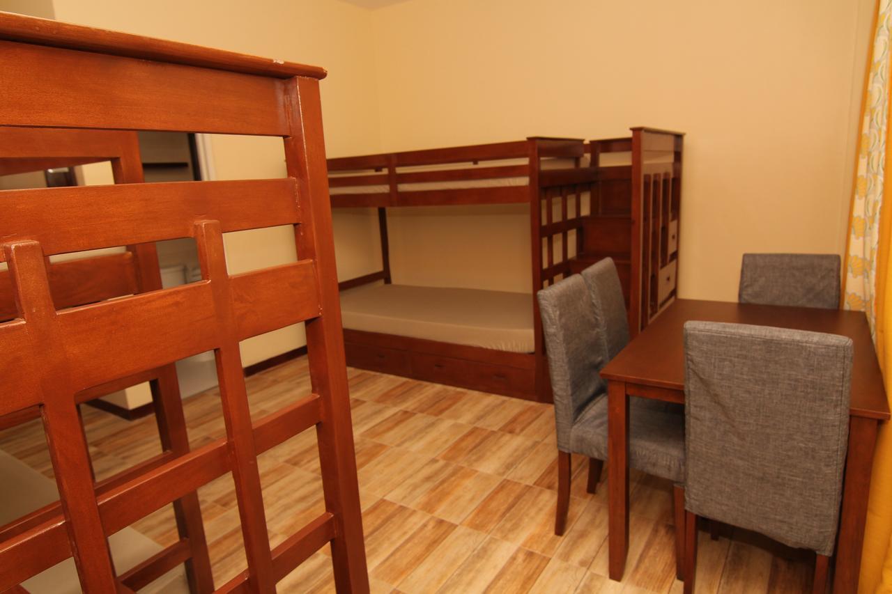 Hotel Charos Dormitel Dumaguete City Esterno foto
