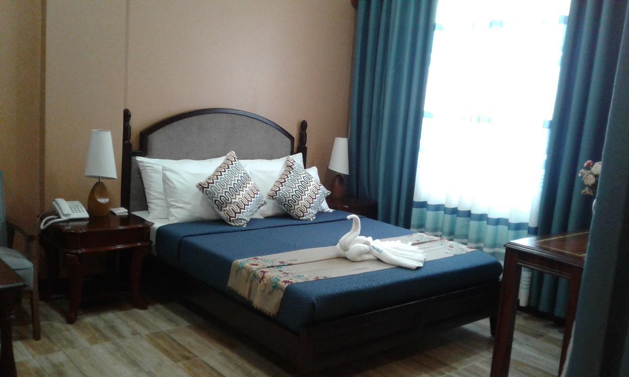 Hotel Charos Dormitel Dumaguete City Esterno foto