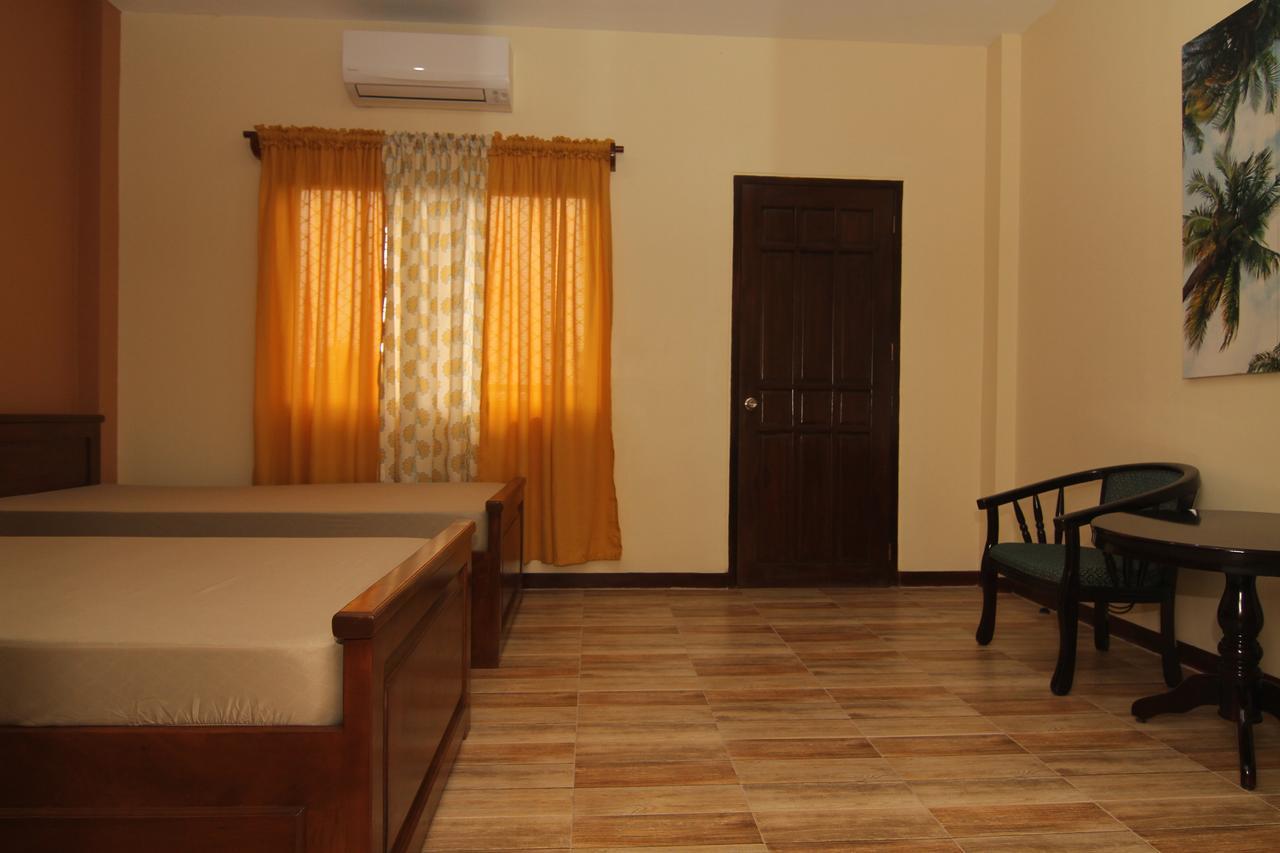 Hotel Charos Dormitel Dumaguete City Esterno foto