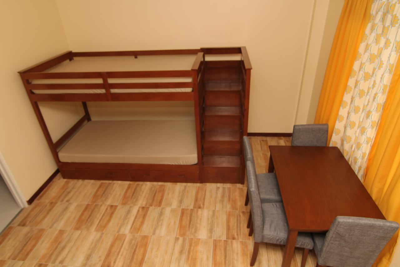 Hotel Charos Dormitel Dumaguete City Esterno foto