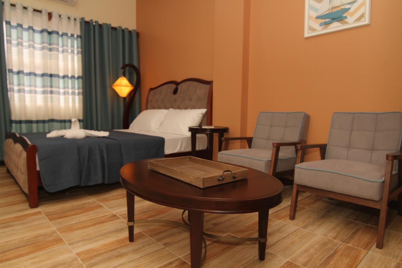 Hotel Charos Dormitel Dumaguete City Esterno foto